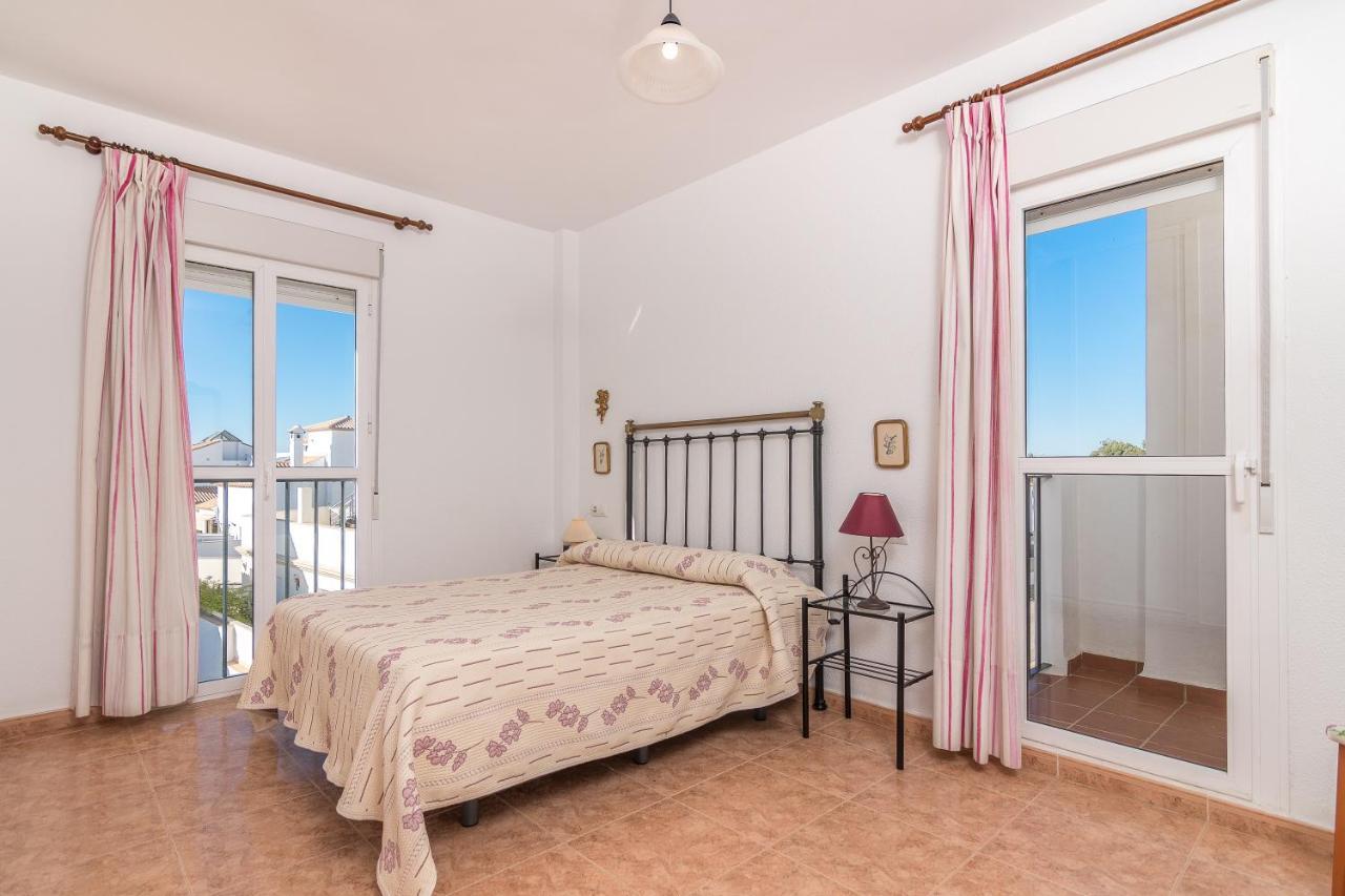 Apartamento Las Torres Conil De La Frontera Exterior photo